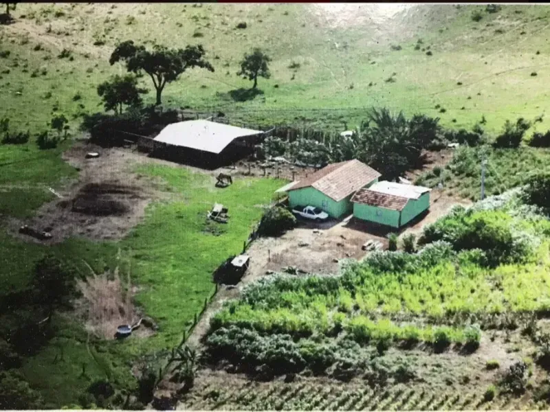Imóvel rural em Paracatu/Minas Gerais — Ref 4V32Q11
