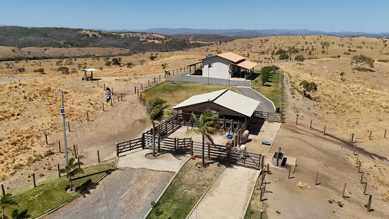 Fazenda em Pirenópolis/Goiás — Ref UR4SG2 — Imagem 1