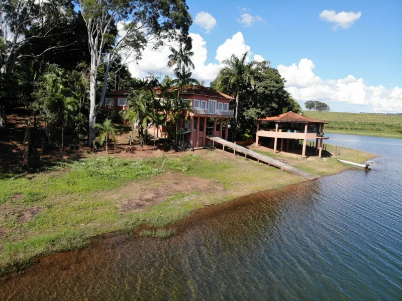 Rancho em Delfinópolis/Minas Gerais — Ref H30CIU — Imagem 2