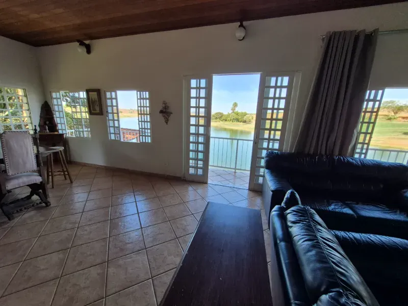 Rancho em Delfinópolis/Minas Gerais — Ref H30CIU — Imagem 30