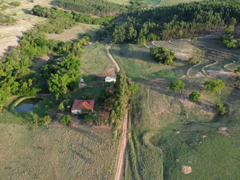 Sítio em Santo Antônio da Alegria/São Paulo — Ref WIUOQY — Imagem 1