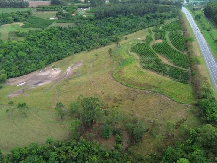 Sítio em Cajuru/São Paulo — Ref VIE5OZ — Imagem 10
