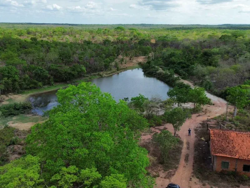 Imóvel rural em Nossa Senhora do Livramento/Mato Grosso — Ref RRHJJU1