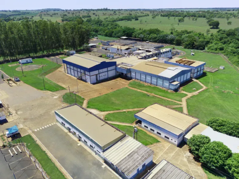 Fazenda em Campina Verde/Minas Gerais — Ref 3YSJD6 — Imagem 2