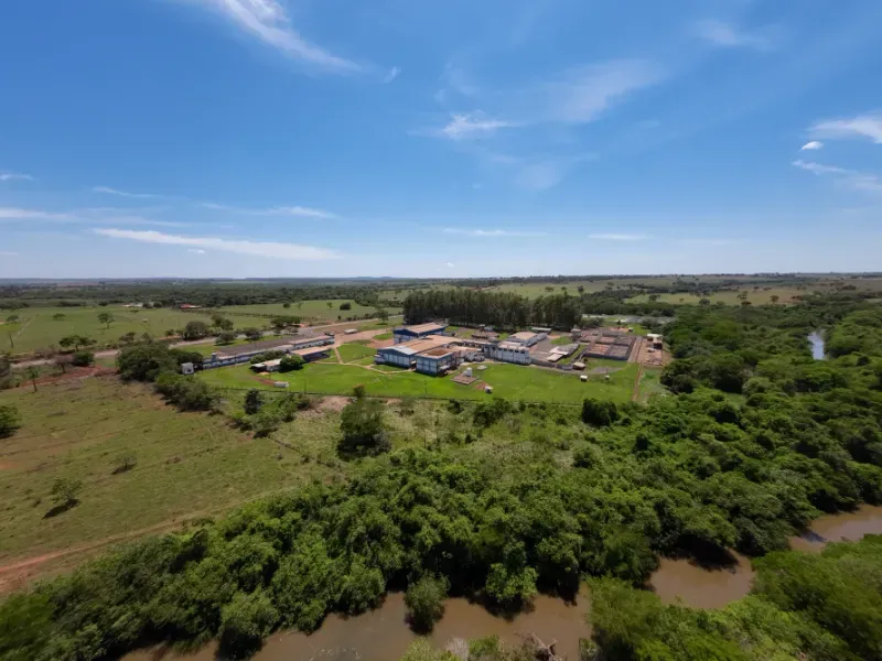 Fazenda em Campina Verde/Minas Gerais — Ref 3YSJD6 — Imagem 12