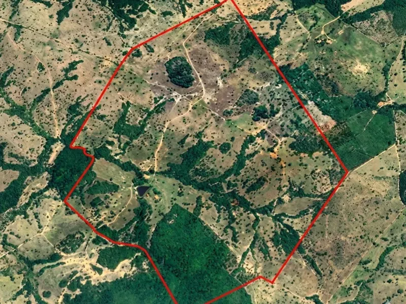 Fazenda em Goiás/Goiás — Ref 9C5N41 — Imagem 22