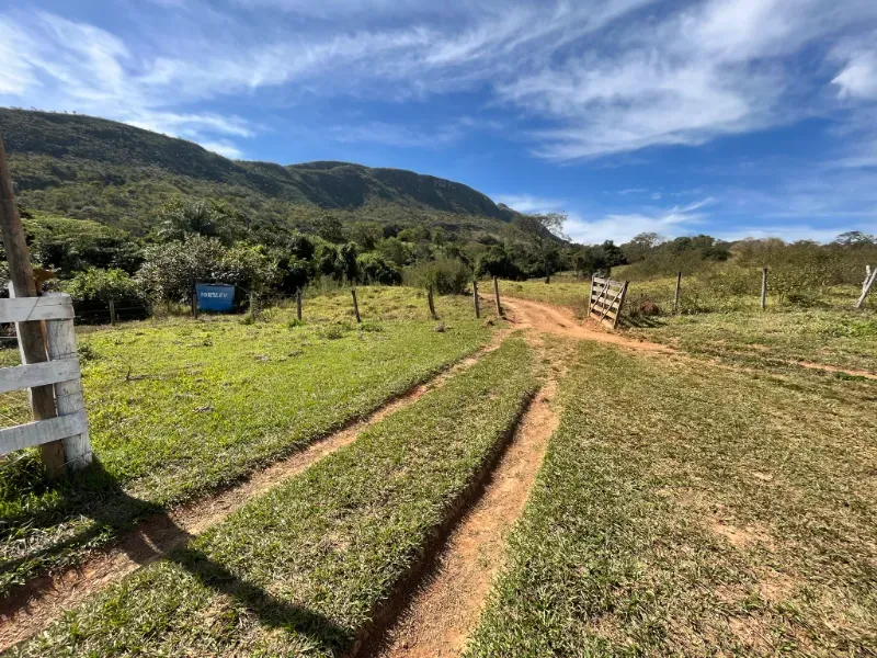 Fazenda em Delfinópolis/Minas Gerais — Ref OMXN7X — Imagem 28